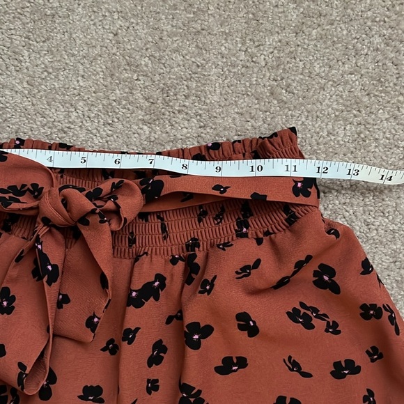 “Leith-  belted floral shorts size small” - Picture 6 of 6